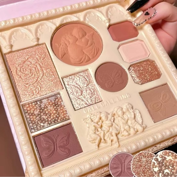 blushed beauty | angel coquette makeup pallet - Picture 3 of 4